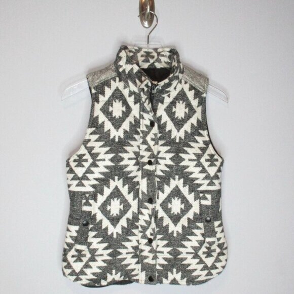 Anthropologie Skies Are Blue Aztec Print Puffer Vest Size XS Geometric Cabincore - Picture 7 of 16